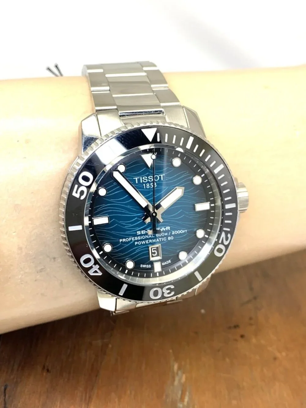 Tissot Men's Watch Seastar 1000 Swiss Automatic Blue Dial Steel T1206071104100